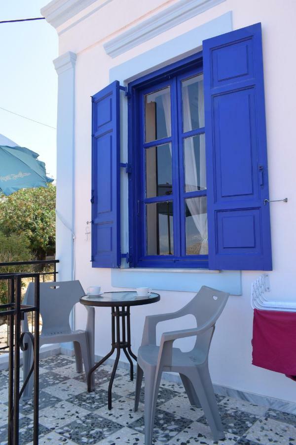 Occasus Room Chalki Town Eksteriør bilde