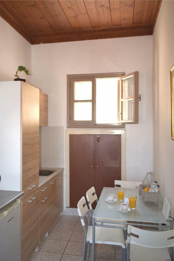 Occasus Room Chalki Town Eksteriør bilde